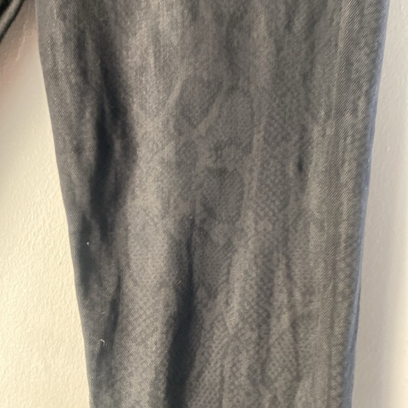 Hudson 31 Nico Phyton Print Mid Rise Jean - Picture 7 of 16